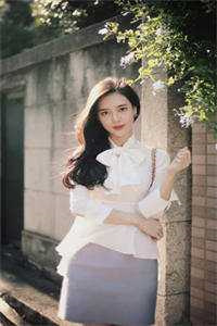 Q暴君闺女五岁半 作者：乌里丑丑