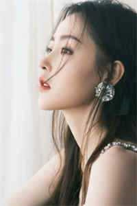 《你再亲我一下》作者：夏末秋